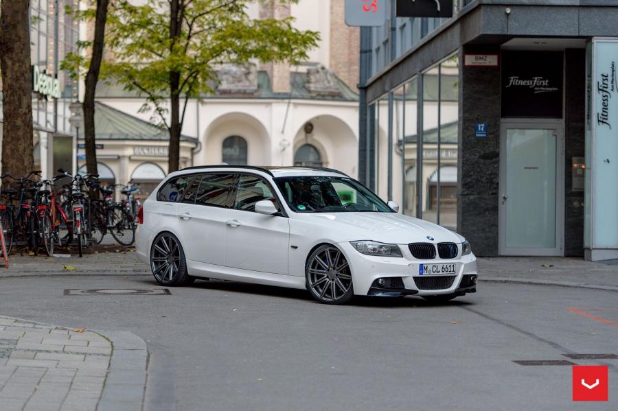  BMW 3-Series Touring on Vossen Wheels (CV4) 2016 года  (фото 2 из 26)